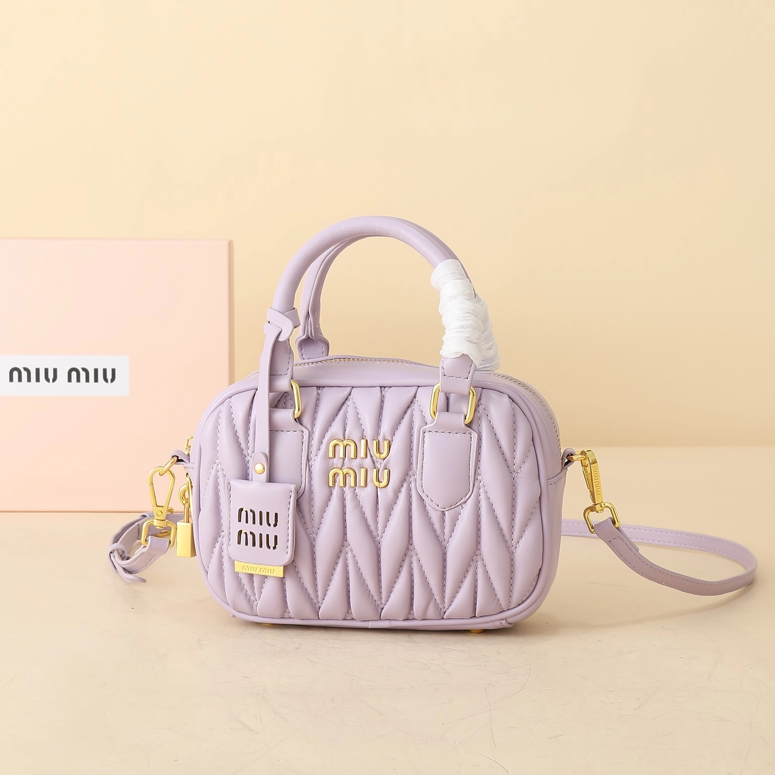 ミュウミュウ アルカディ マテラッセレザー スモールバッグ「Arcadie Bag」