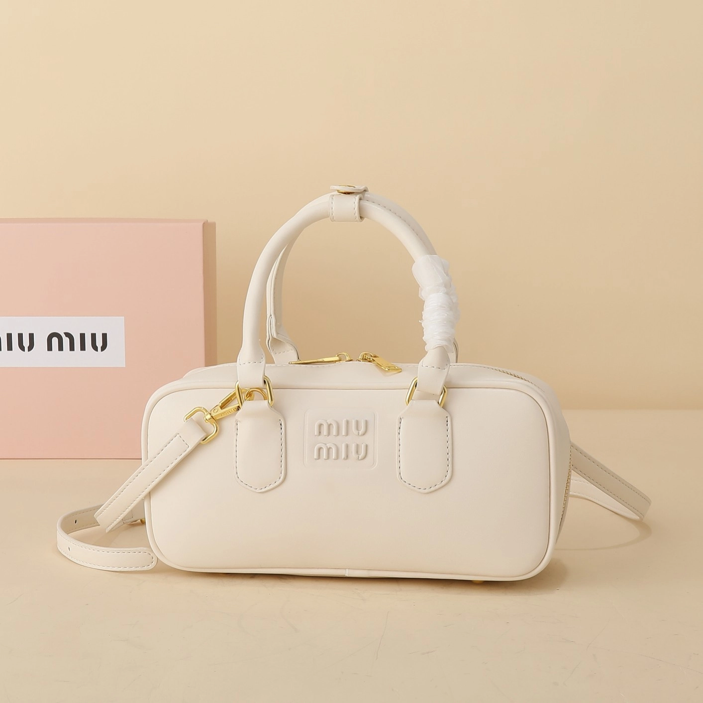 ミュウミュウ アルカディ レザー ラージバッグ「Arcadie Bag」