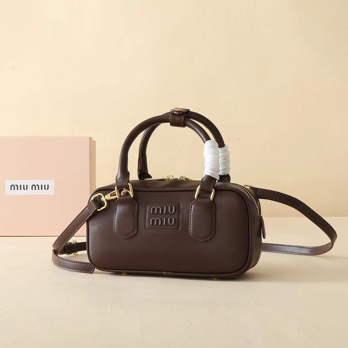 ミュウミュウ アルカディ レザー レギュラー/ラージバッグ「Arcadie Bag」