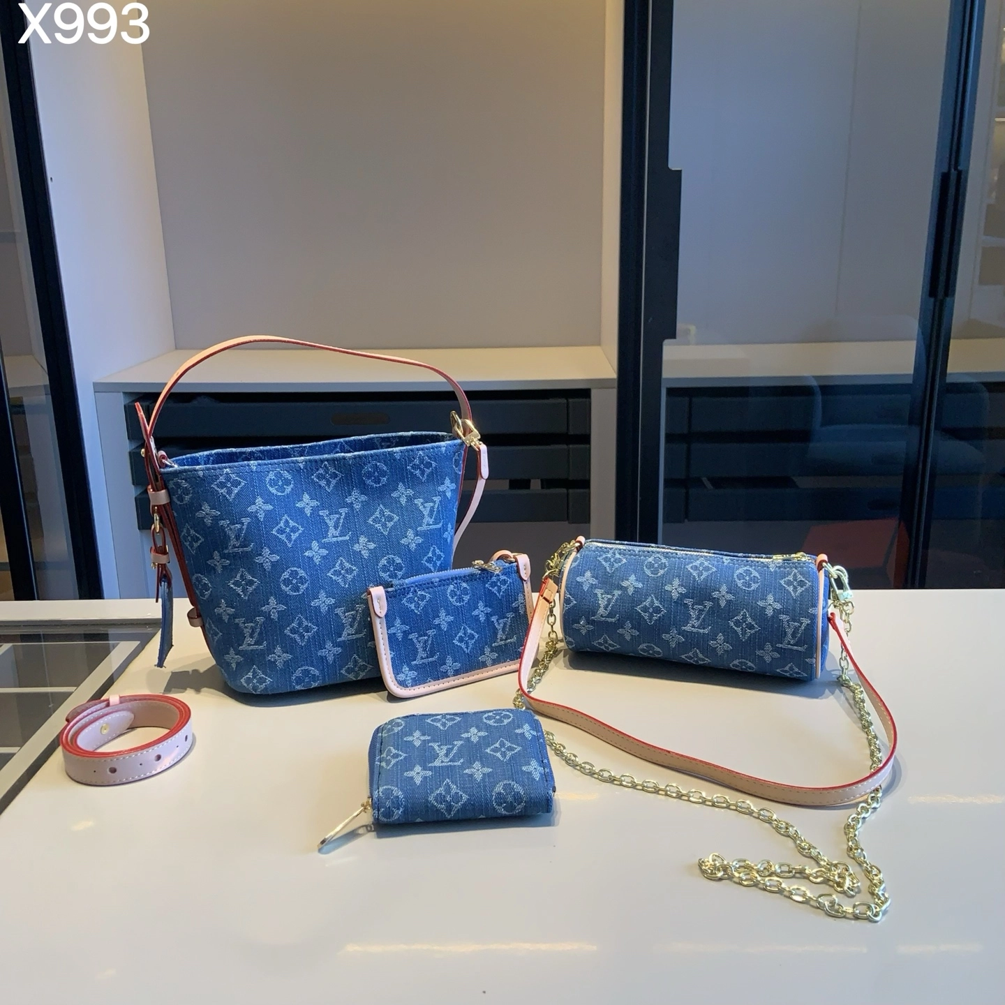「ルイ・ヴィトン」LOUIS VUITTON デニムピンク バケットバッグ+ポーチ+パピヨンバッグ+コインケース 4 点セット 限定セール 大人気販売中